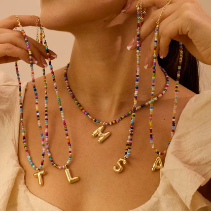 Initial Glow™ Tu Collar Personalizado y Colorido